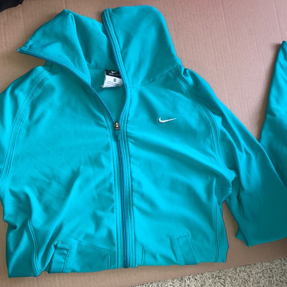 Nike zip up athletic jacket